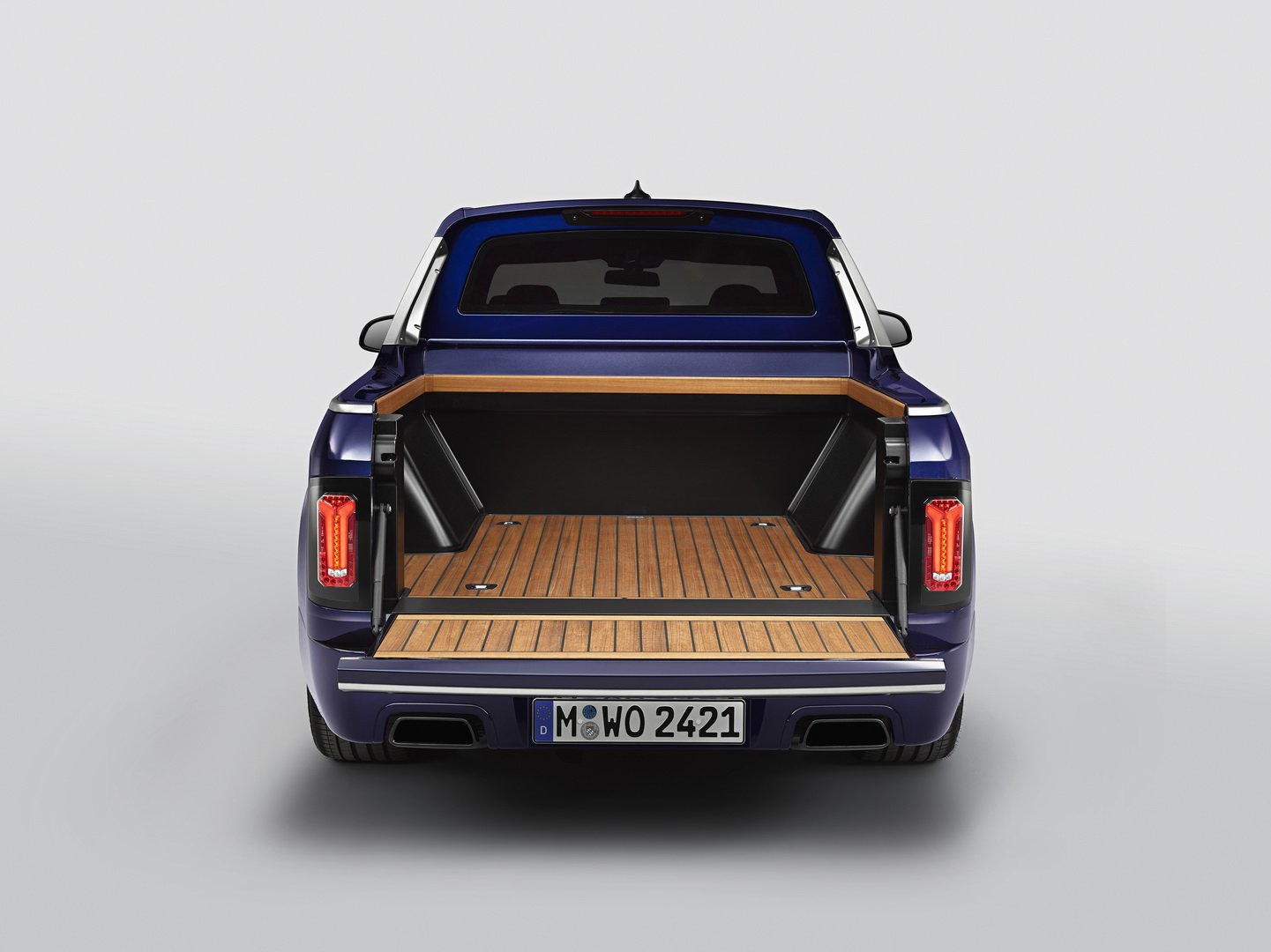 0ab0275a-2019-bmw-x7-pickup-concept-11