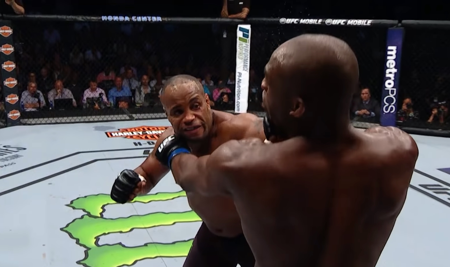 Daniel Cormier i Jon Jones UFC 214