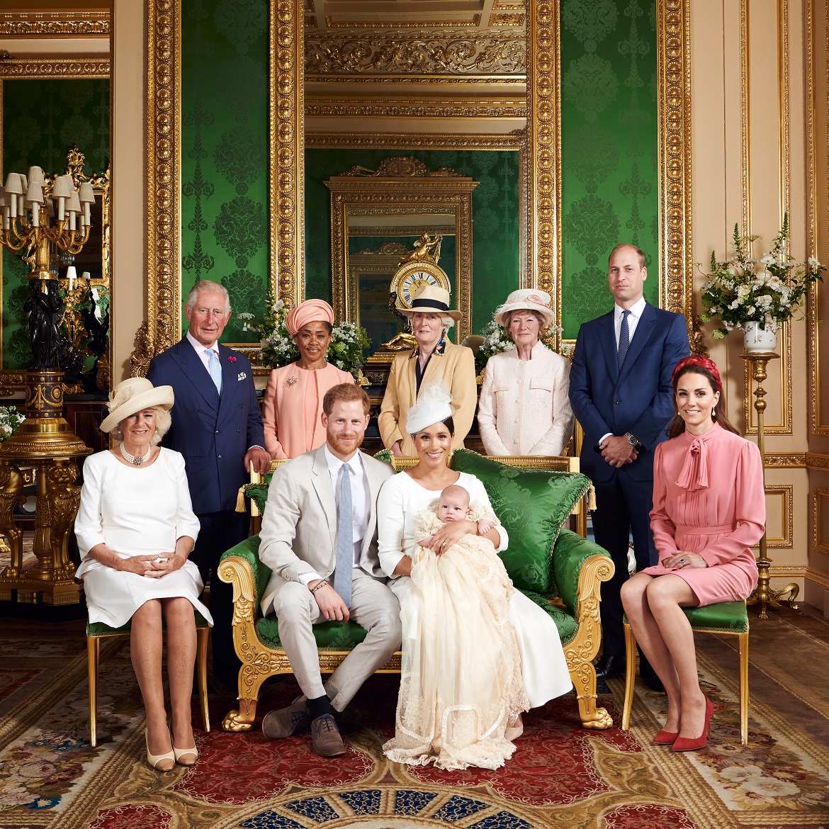 2019-07-06T154025Z_1089571480_RC1C88FC3700_RTRMADP_3_BRITAIN-ROYALS-CHRISTENING_1