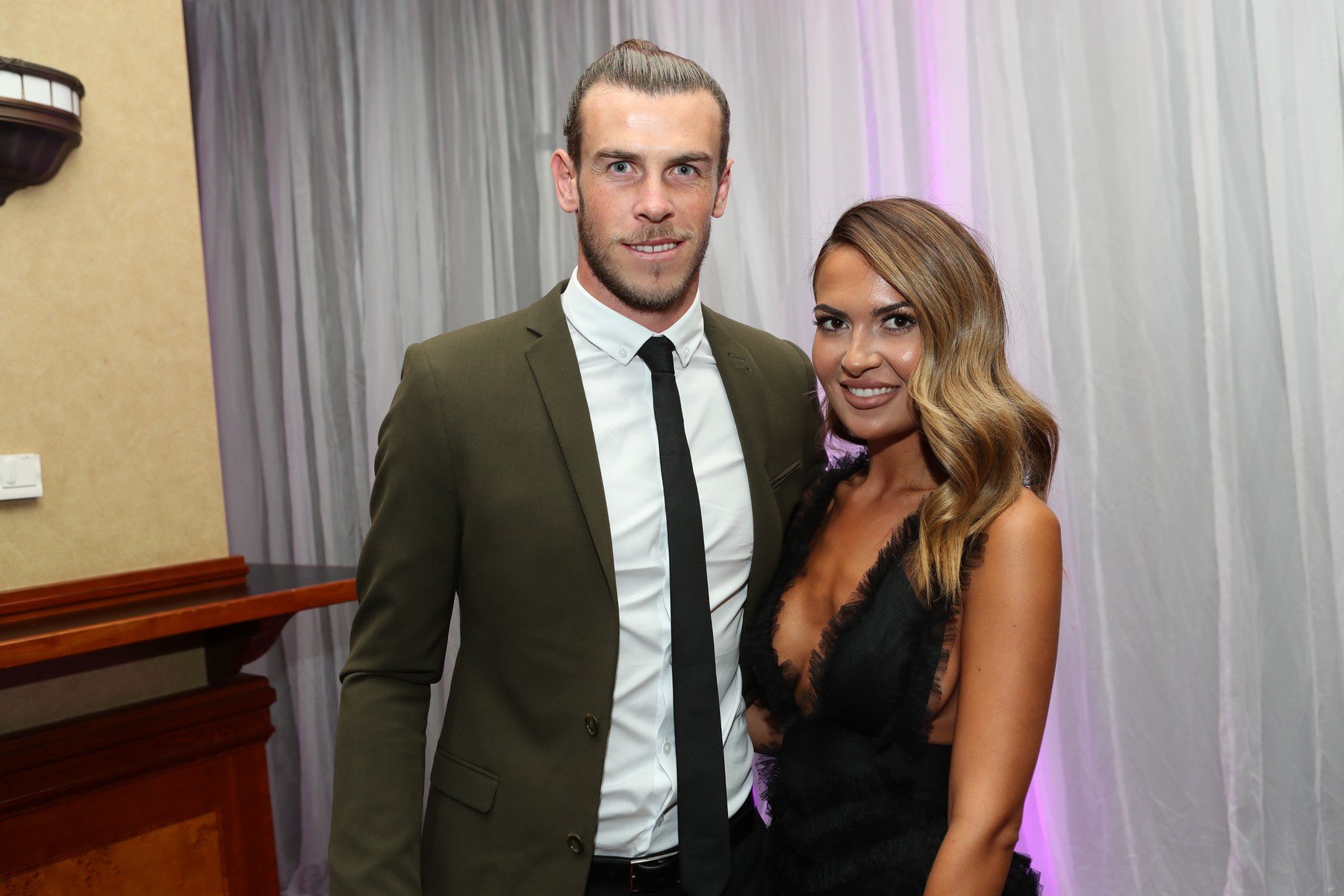 Gareth Bale i Emma Rhys-Jones