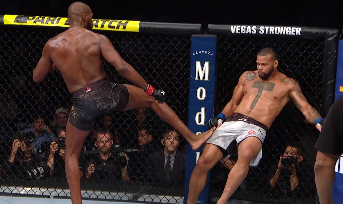 Jon Jones i Thiago Santos