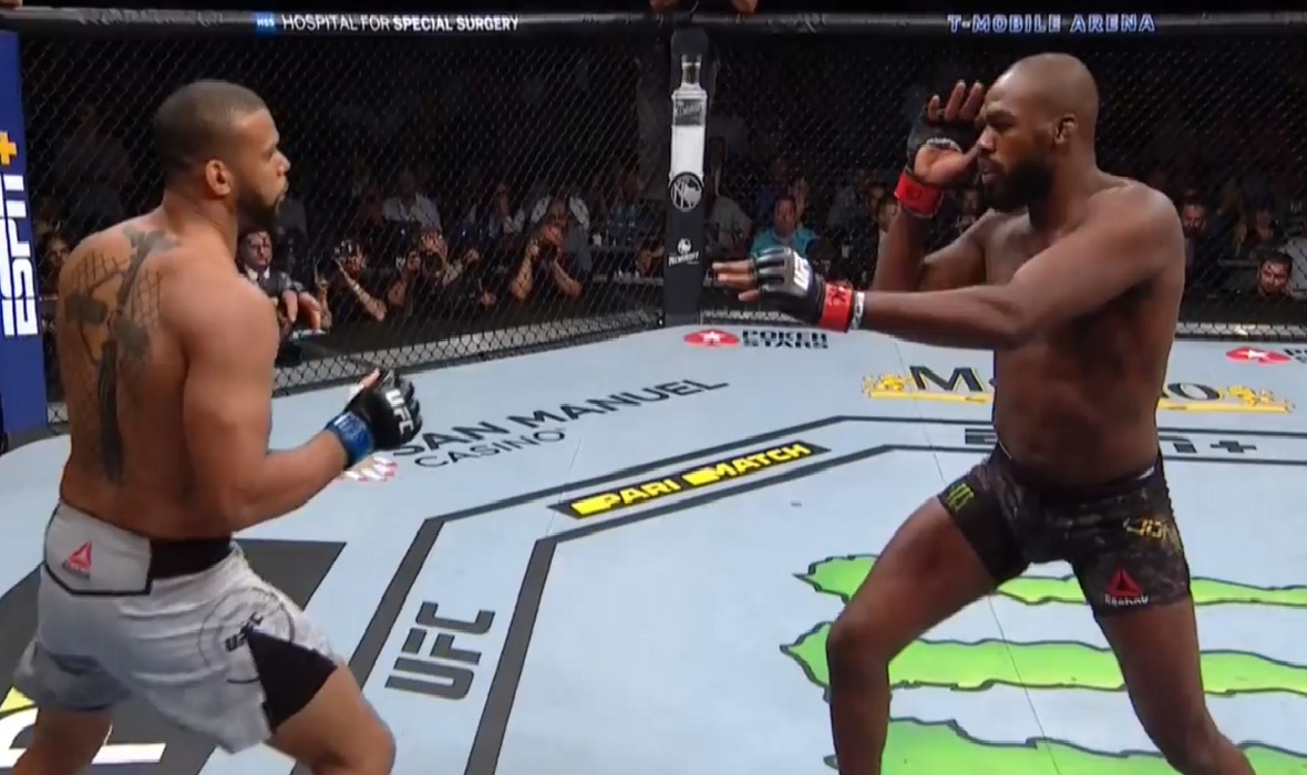 Thiago Santos i Jon Jones