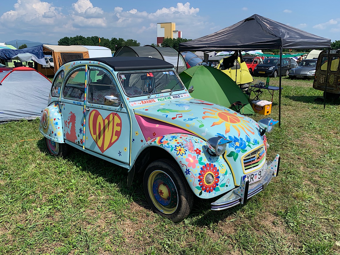 9DCDED16-3EC6-438B-BE67-462477ABD3E3