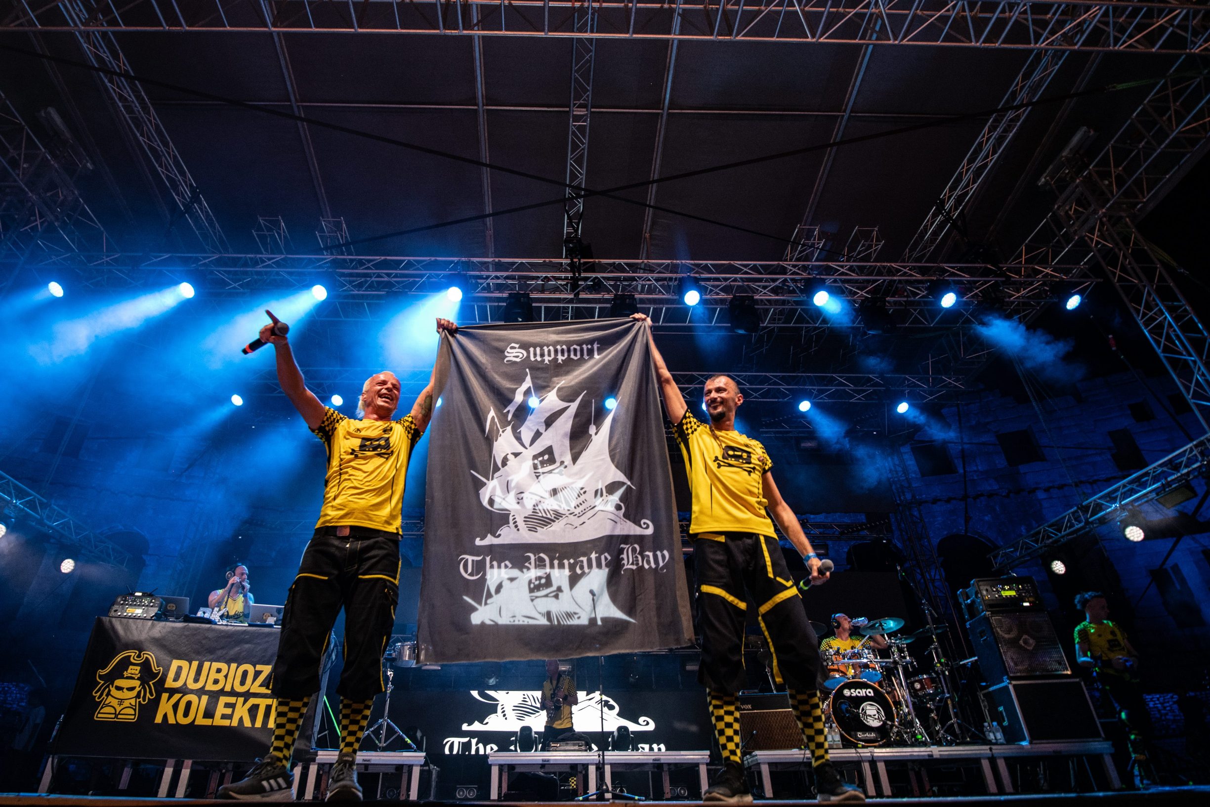 dubioza_arena20-100819