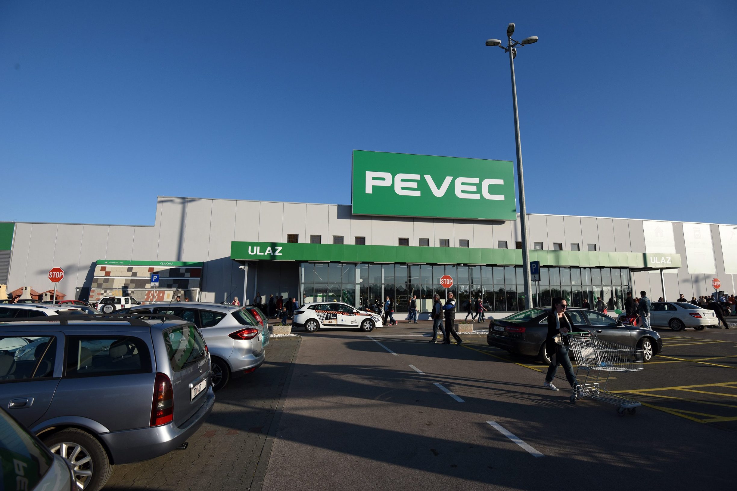 pevec_otvorenje15-080417