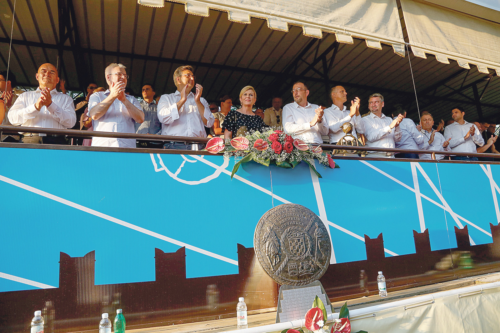 43. Trka na prstenac 2018. Trci su prisustvovali premijer Andrej Plenković, predsjednica Kolinda Grabar Kitarović te ministrar turizma Gari Cappelli