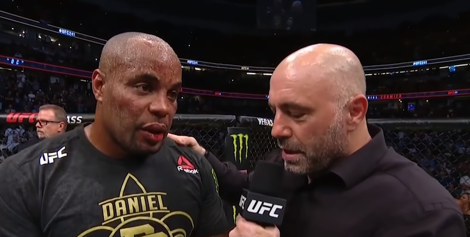 Daniel Cormir i Joe Rogan