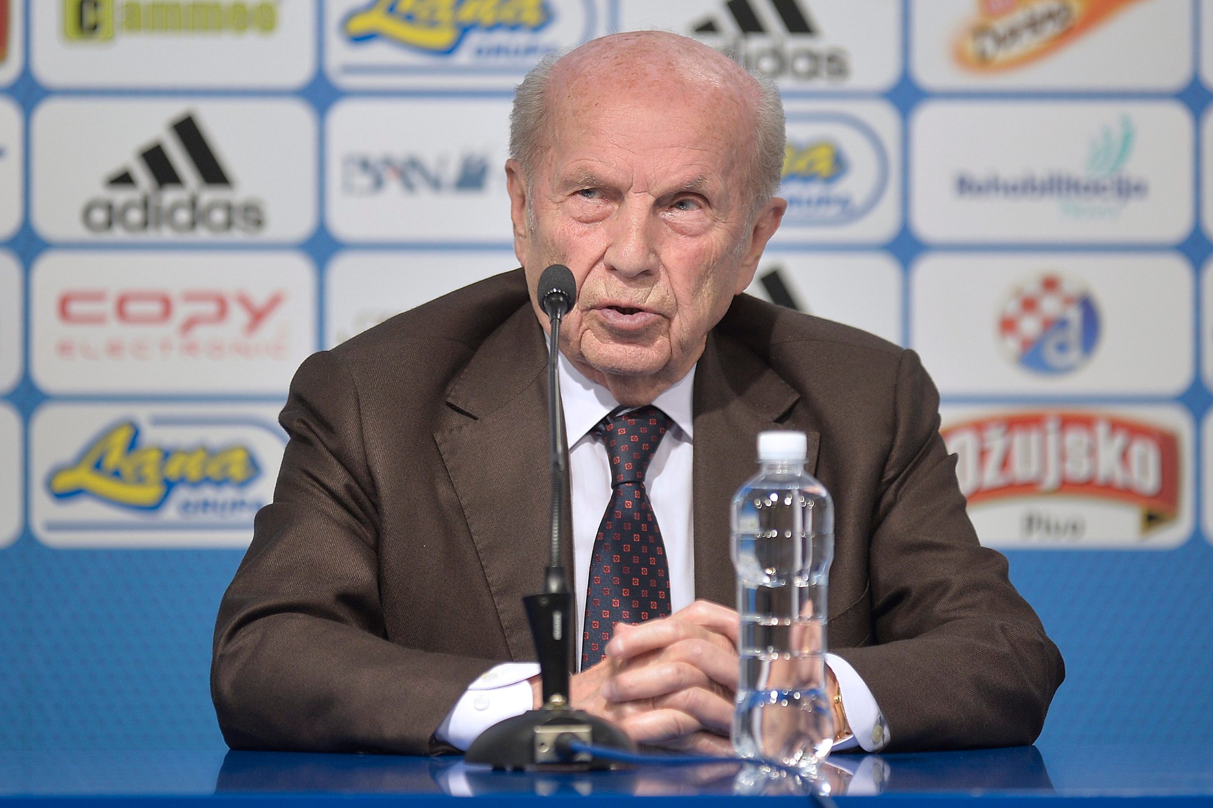 dinamo_press17-050619