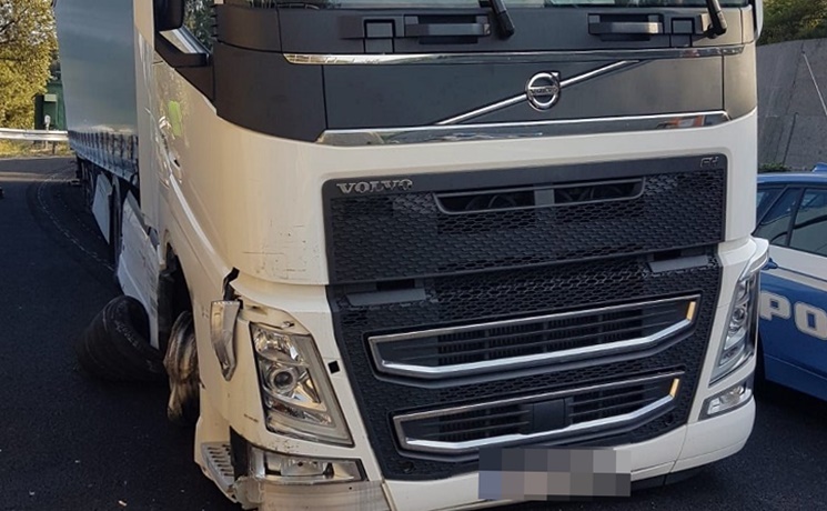 tirautostradaincidente2882019