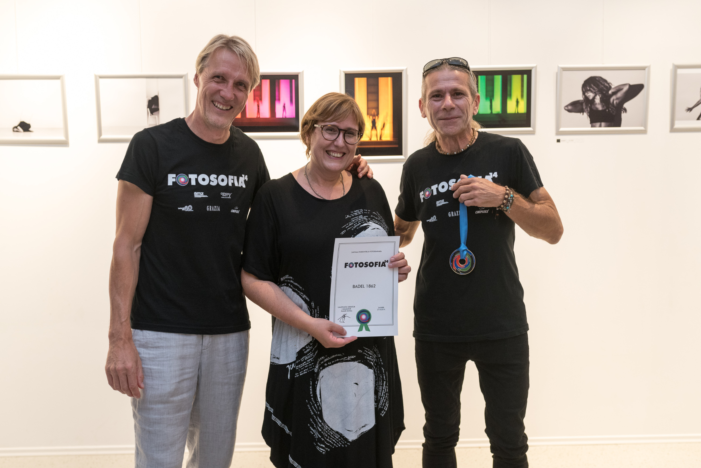 Medalju _Badel1862_ osvojio je Aleš Tomše - dodjeljuje Nensi Pejić 01