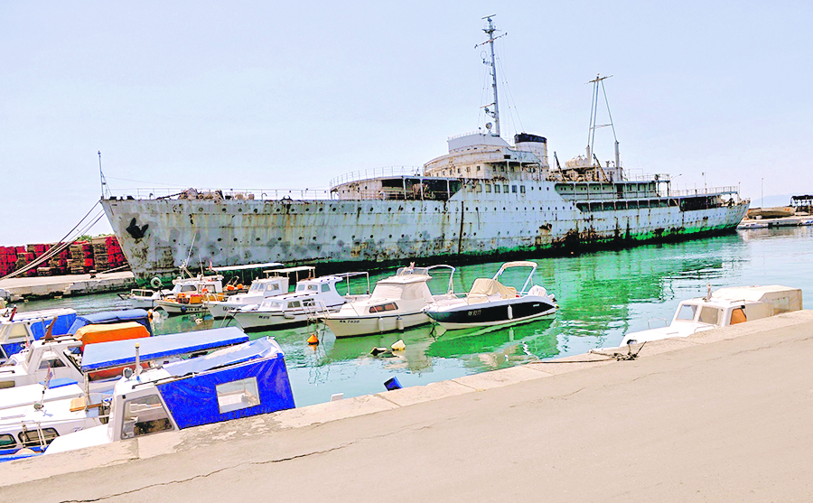 Školski brod Galeb ili 'Titov Galeb'
