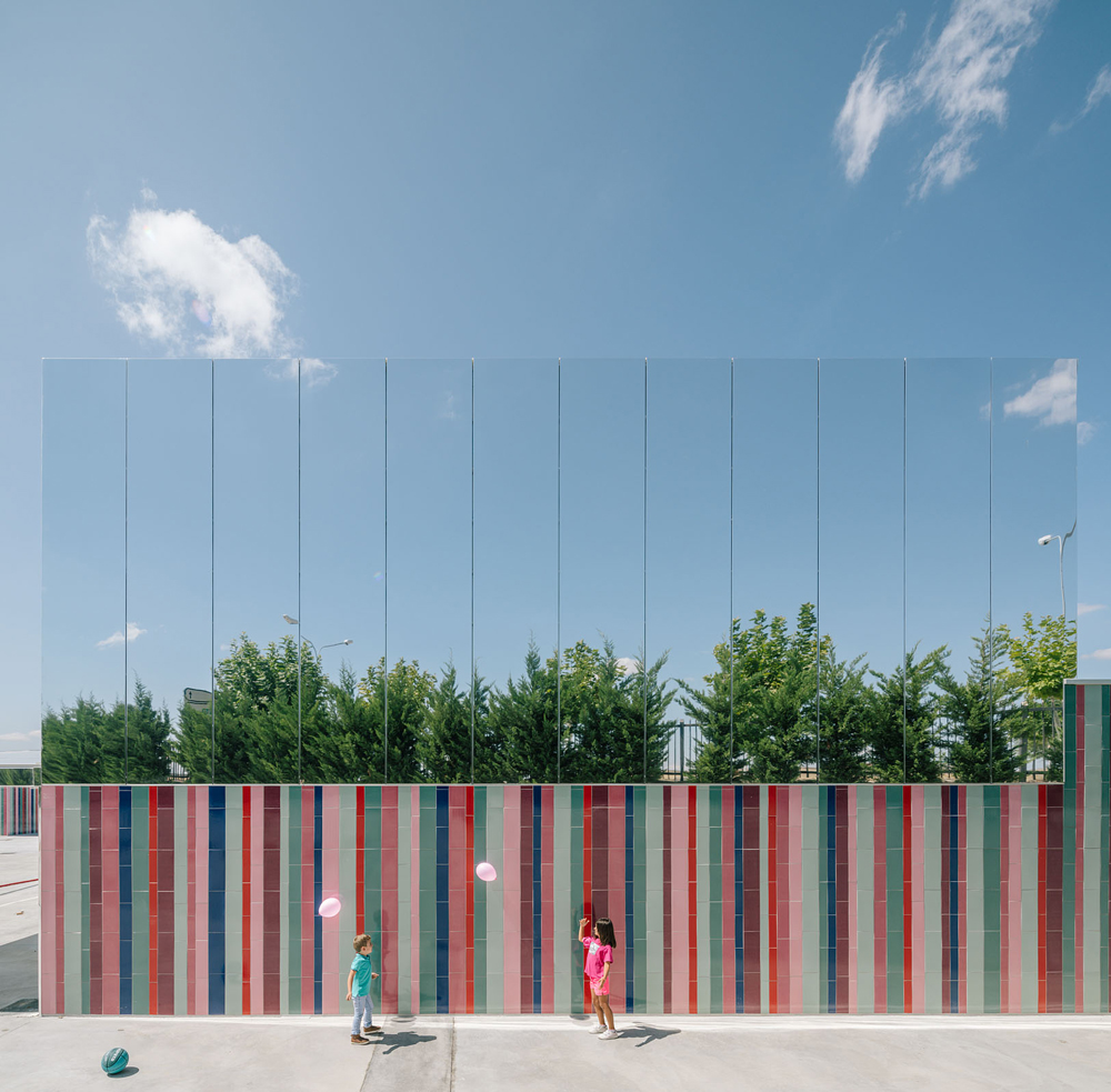 ABLM  ARQUITECTOS
Škola u Salamanci
www.ablm.es 