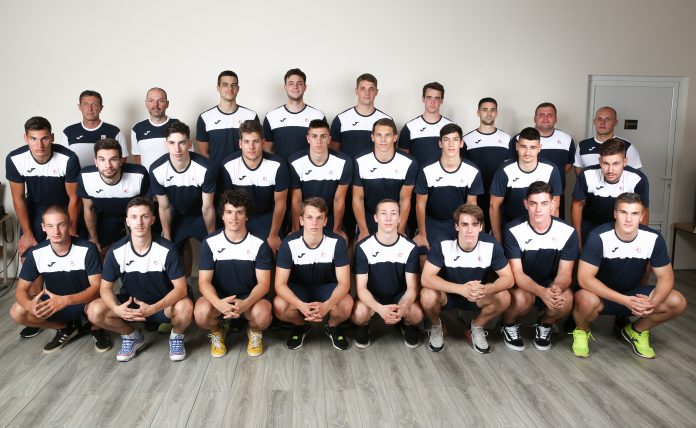 2X0A4401_original-696x428