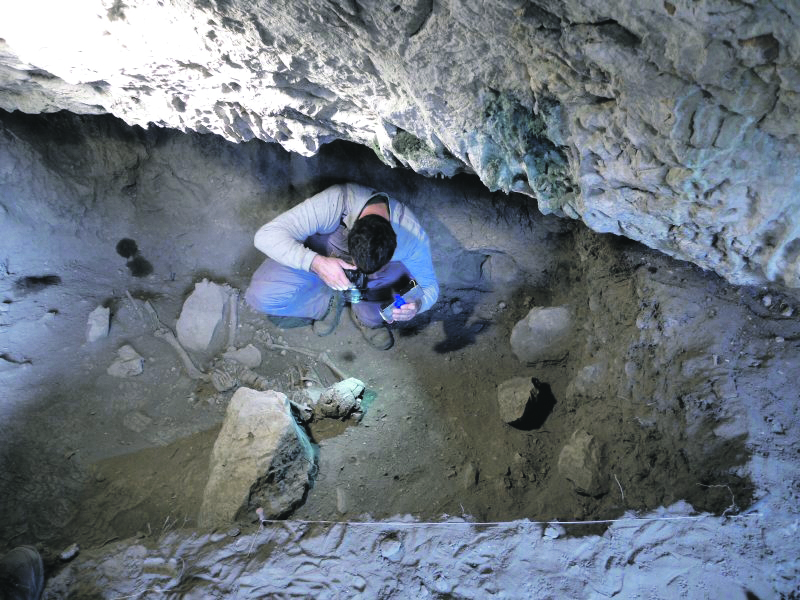 Arheološko nalazište u spilji Vlakno