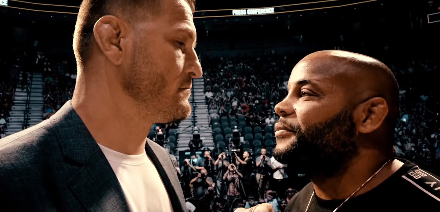 Miočić vs. Cormier