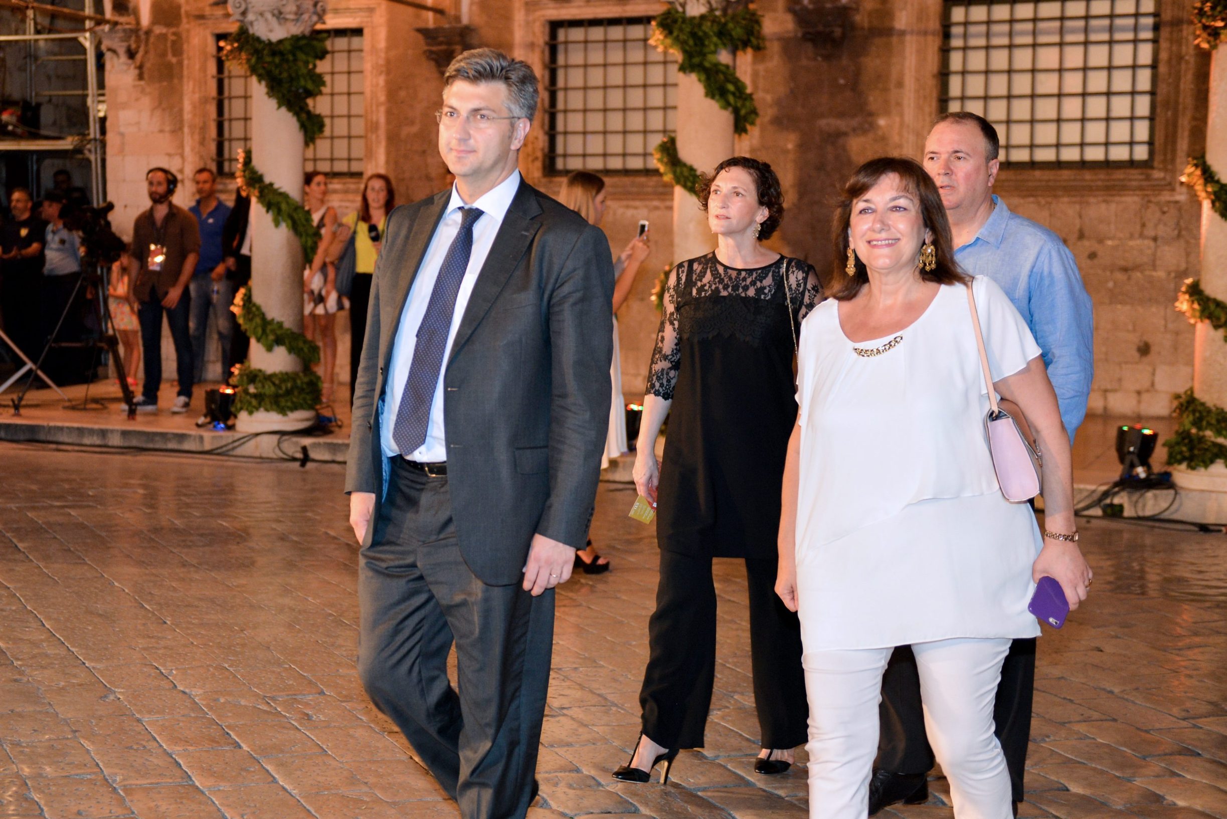 Na fotografiji: Andrej Plenković, Dubravka Šuica