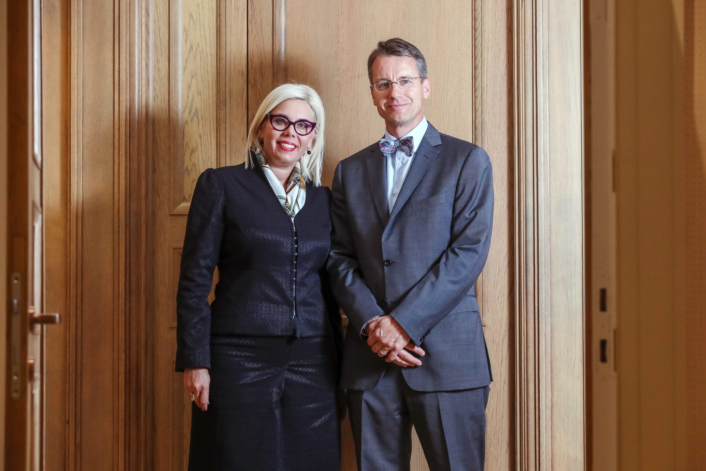 Dora Matošić, predsjednica Uprave Središnjeg klirinškog depozitarnog društva, Mathias Papenfuß iz njemačkog Clearstreama