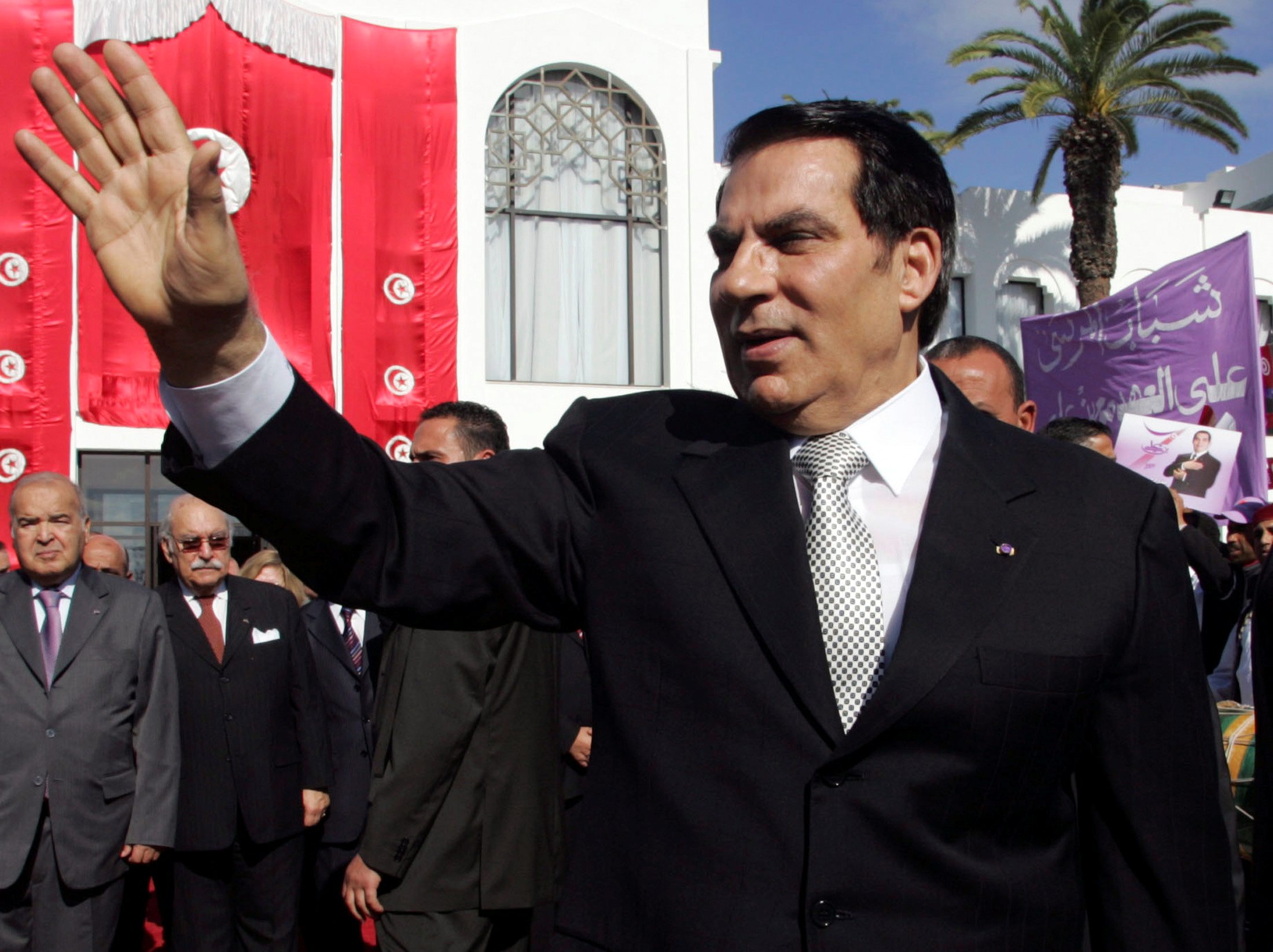 2019-09-19T144319Z_972153571_RC11DAE0F490_RTRMADP_3_TUNISIA-BEN-ALI