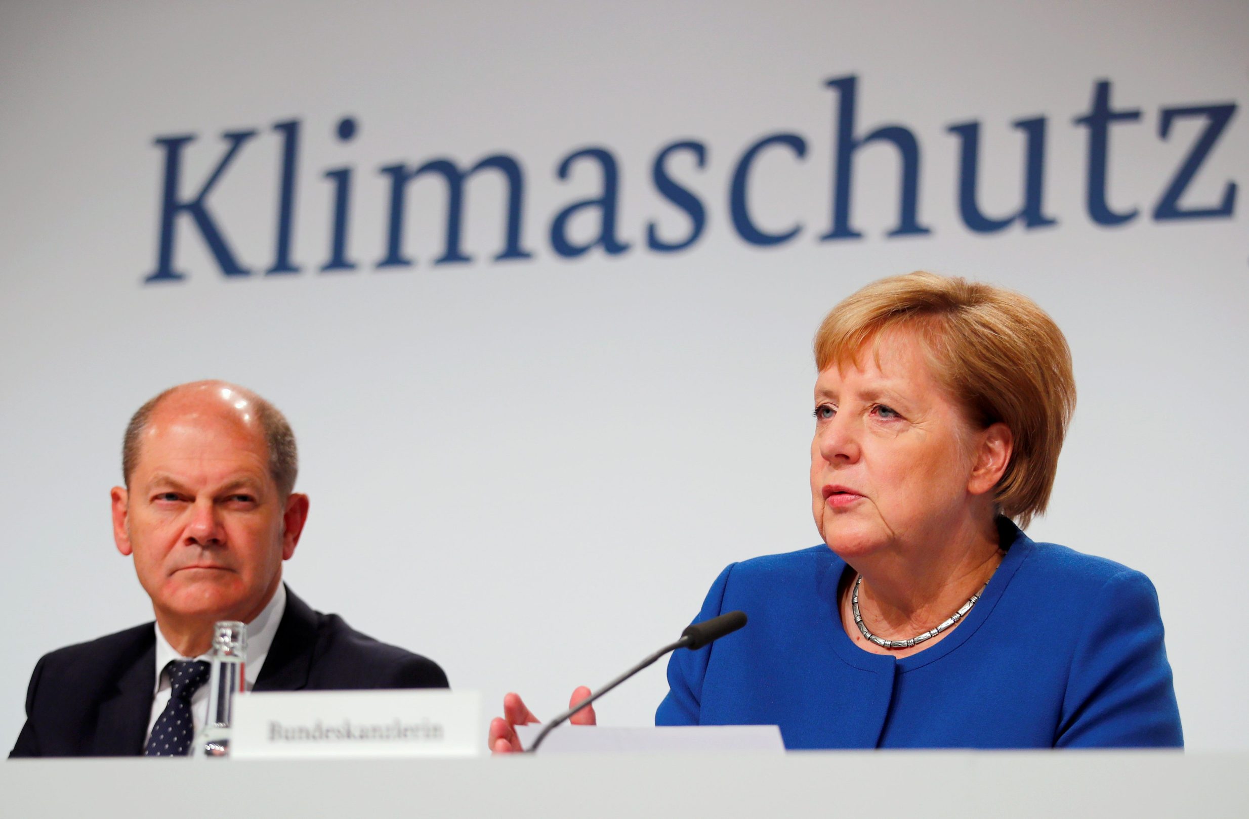 Olaf Scholz i Angela Merkel