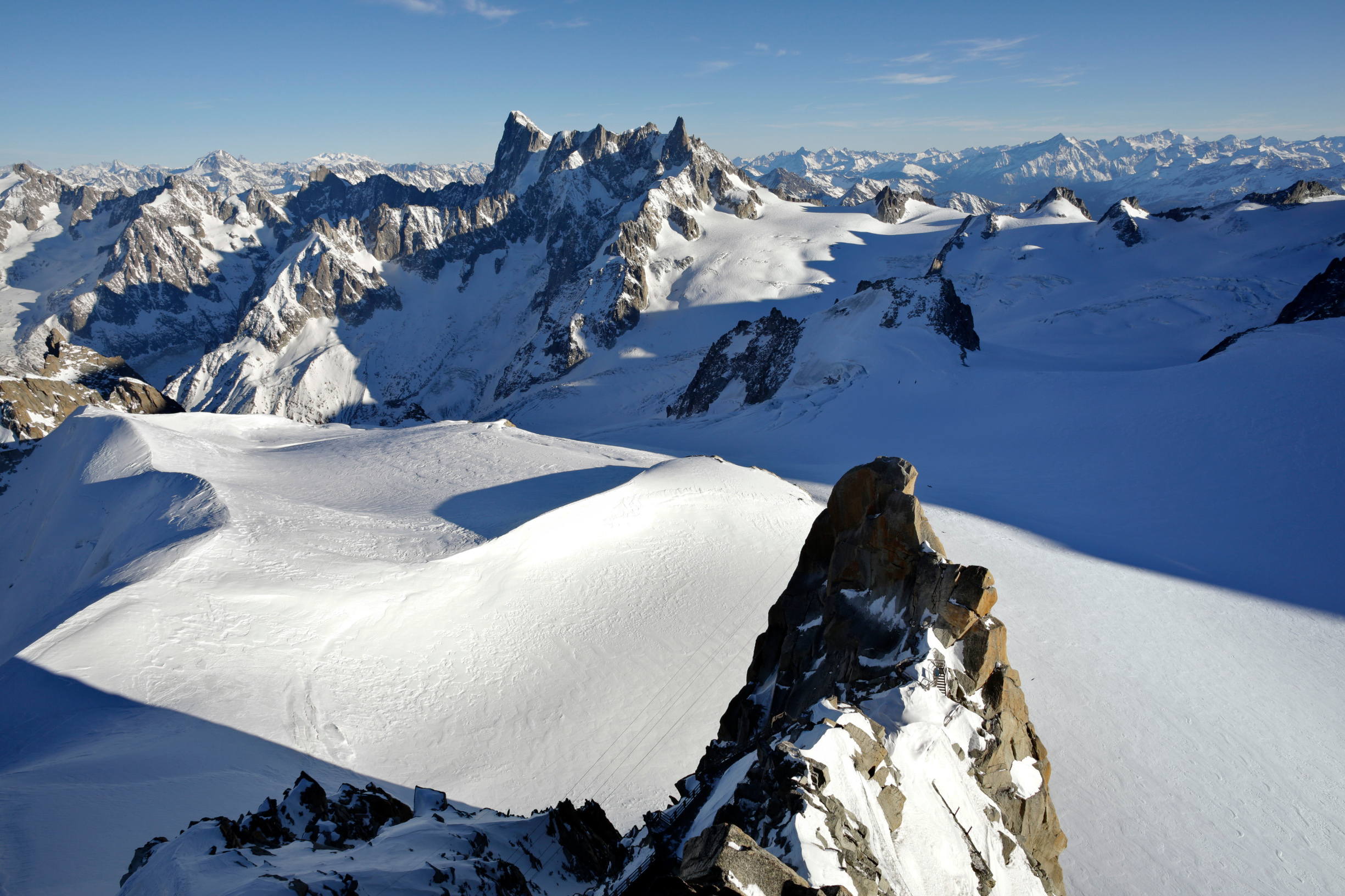 Pogled na Grandes Jorasses s francuske strane planine