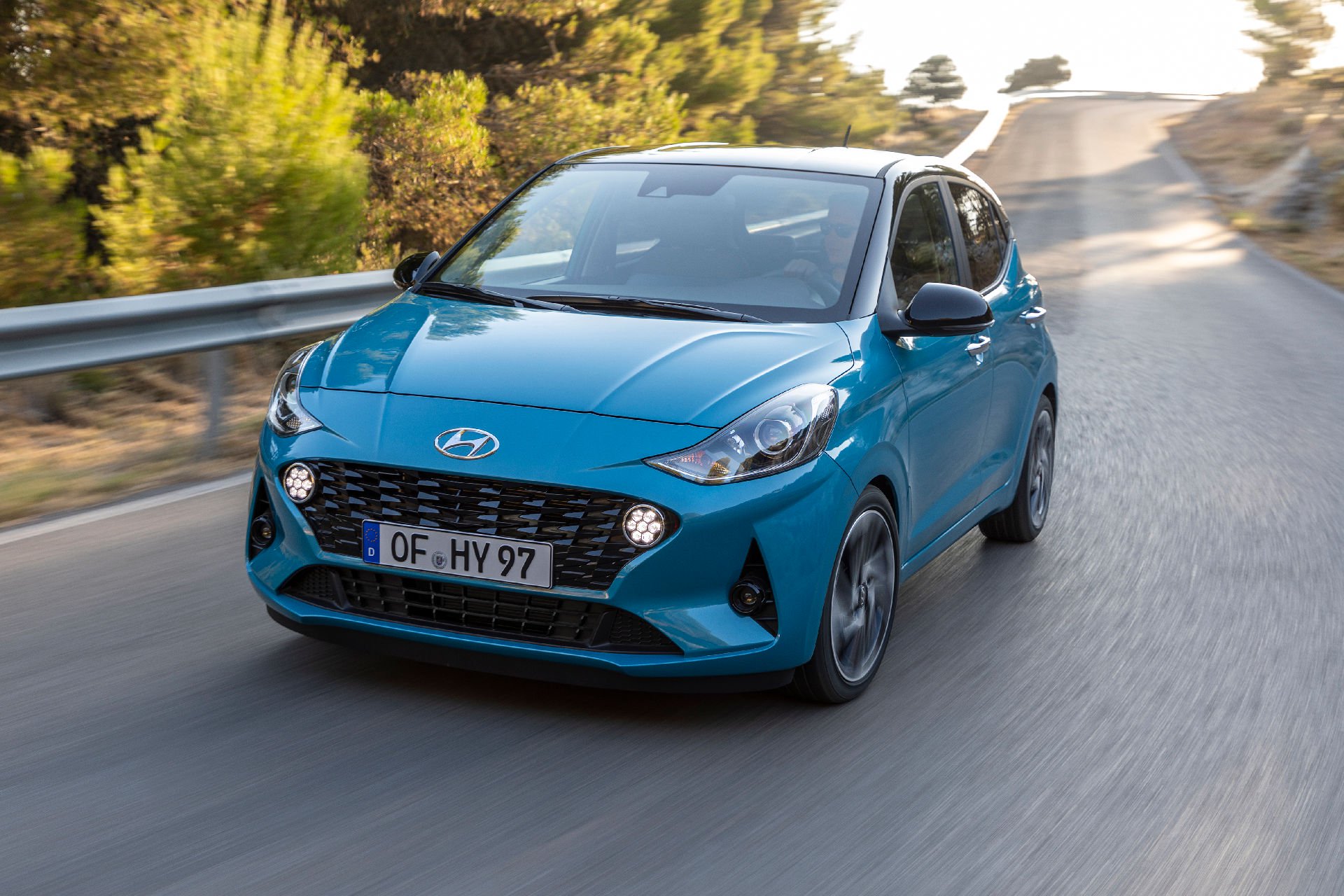 761bb69c-hyundai-i10-13