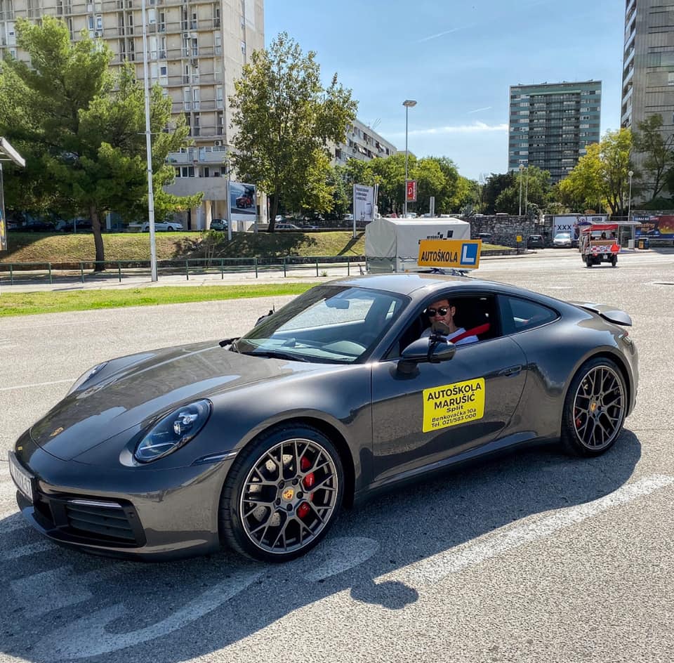 70880516_2480583805522366_307764600378490880_n