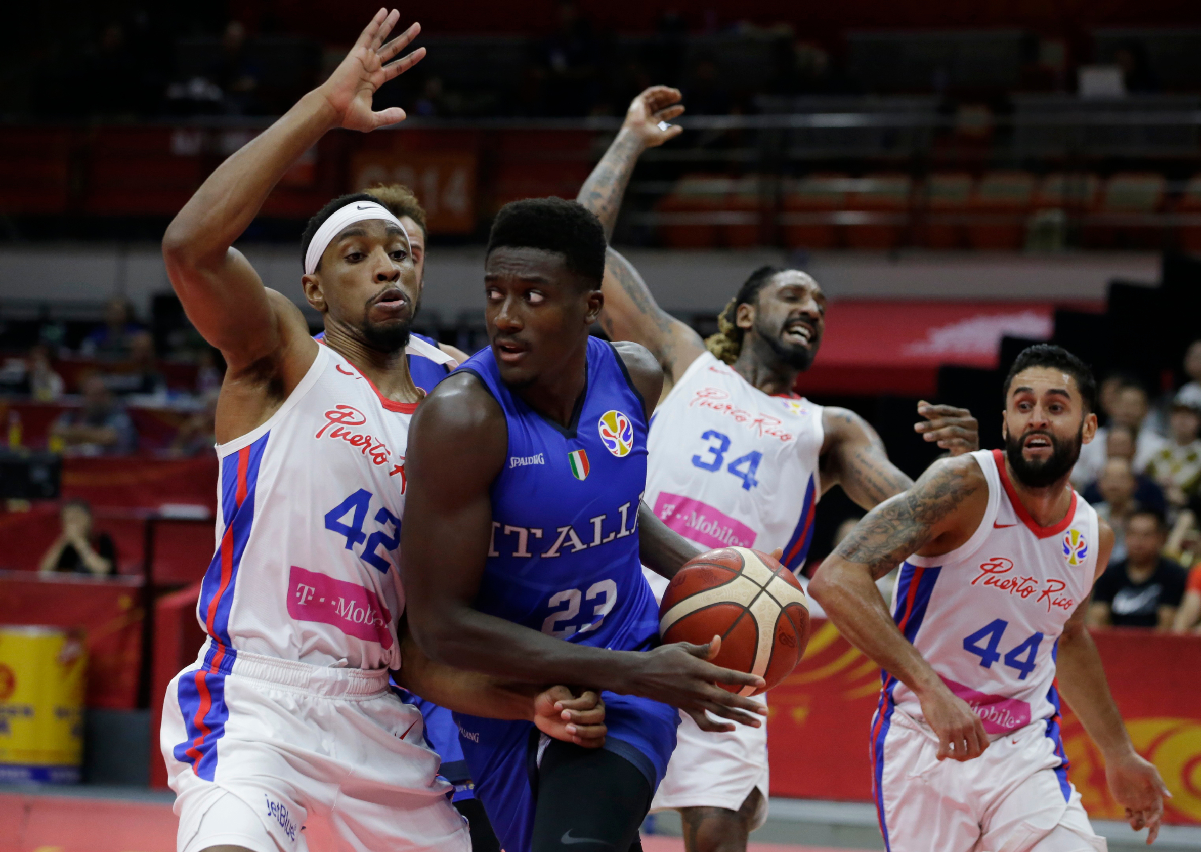 2019-09-08T104350Z_2010901175_UP1EF980TT21Q_RTRMADP_3_BASKETBALL-WORLDCUP-PRI-ITA