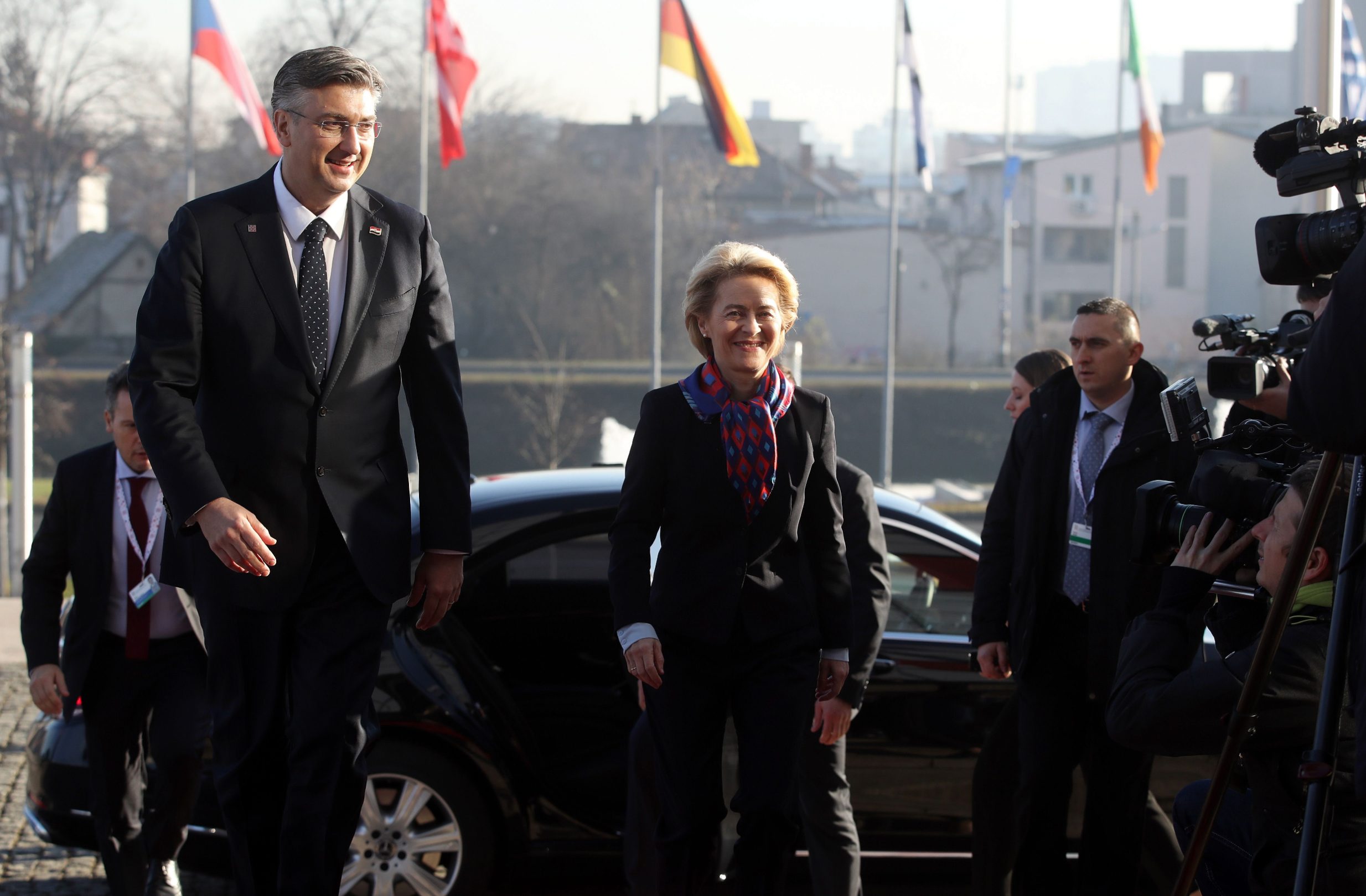 Dolazak Premijera Andreja Plenkovića i predsjednice Europske komisije Ursule von der Leyen u Nacionalnu i sveučilišnu knjižnicu u Zagrebu