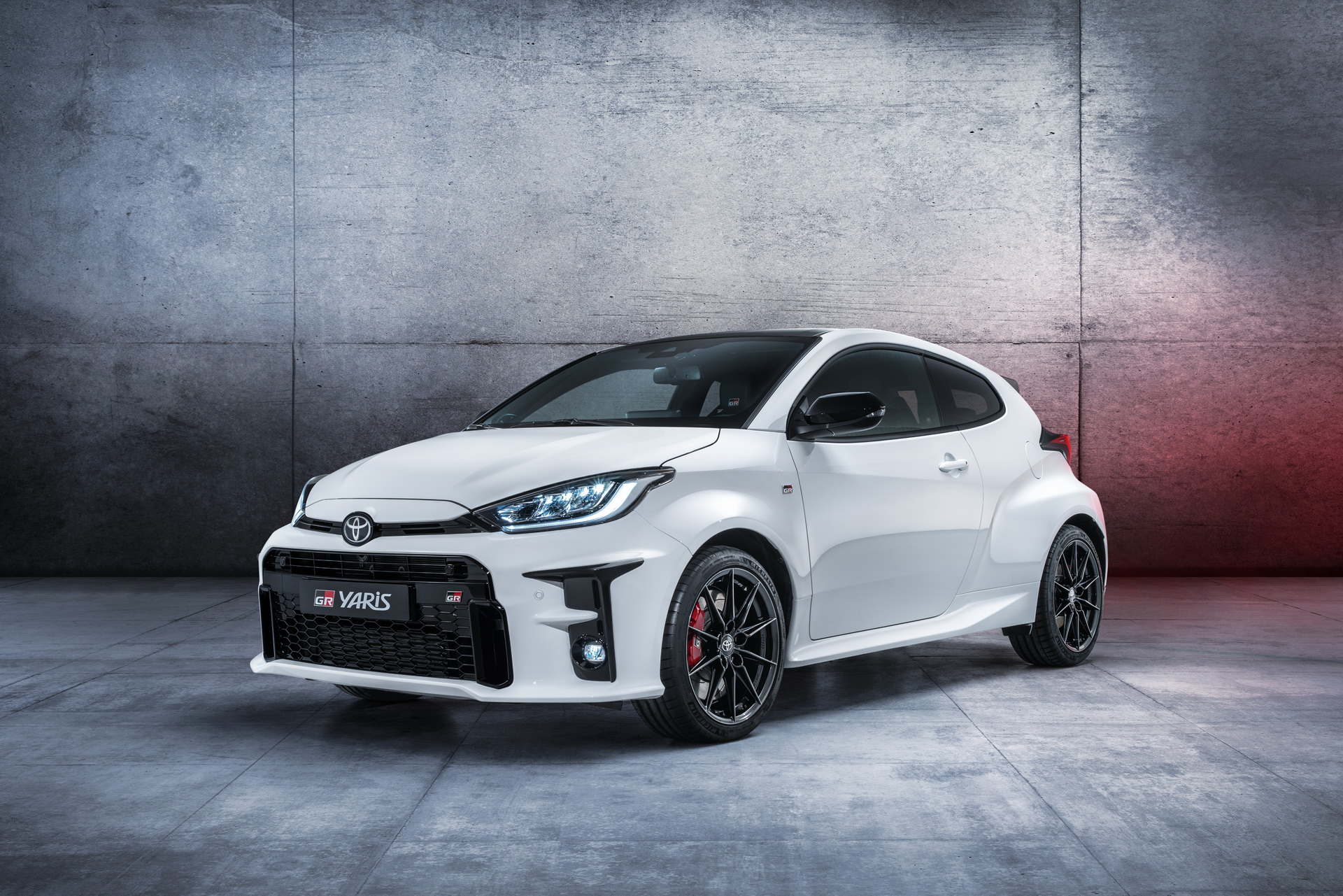 2020-toyota-gr-yaris-2