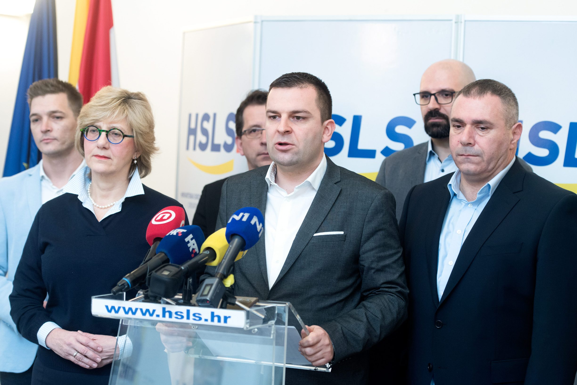 hsls_press4-110120