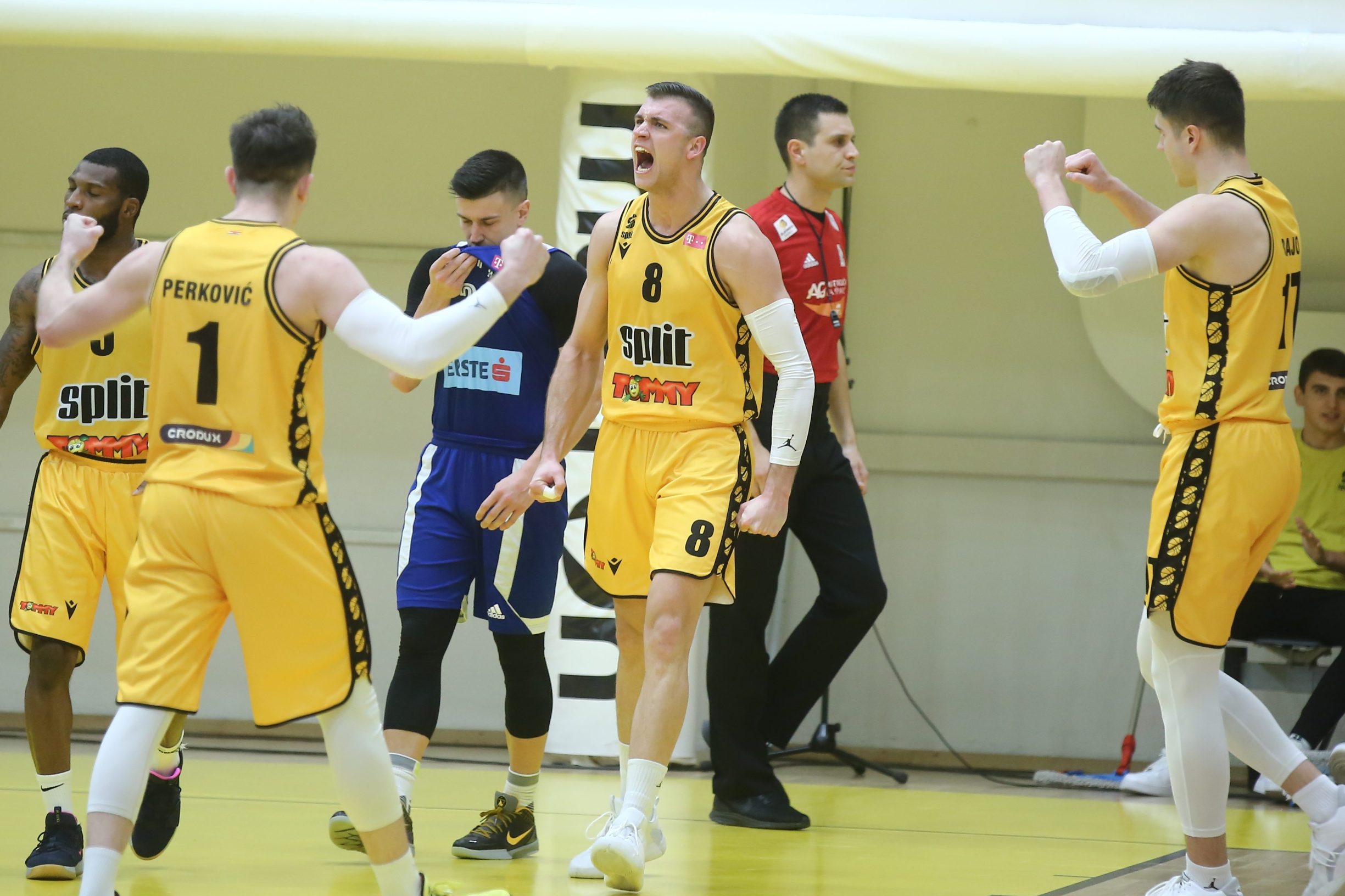 split_cibona38-120120