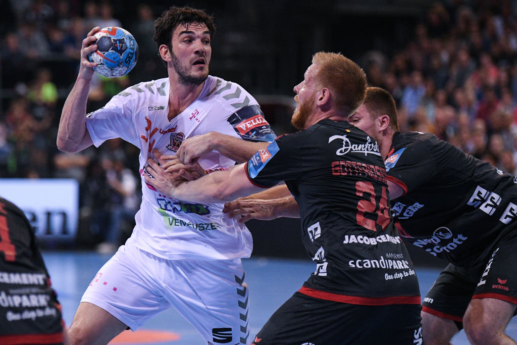 Petar Nenadić (skroz lijevo)