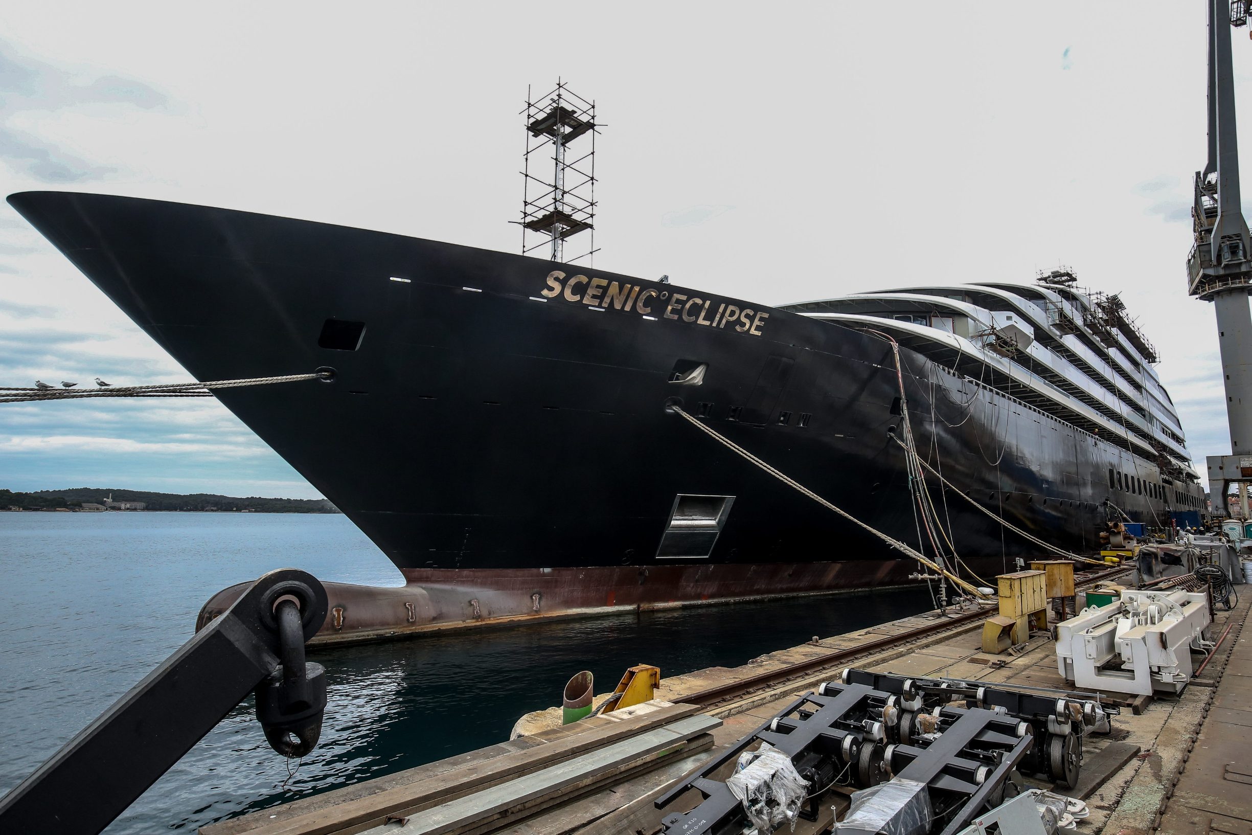 Kruzer Scenic Eclipse
