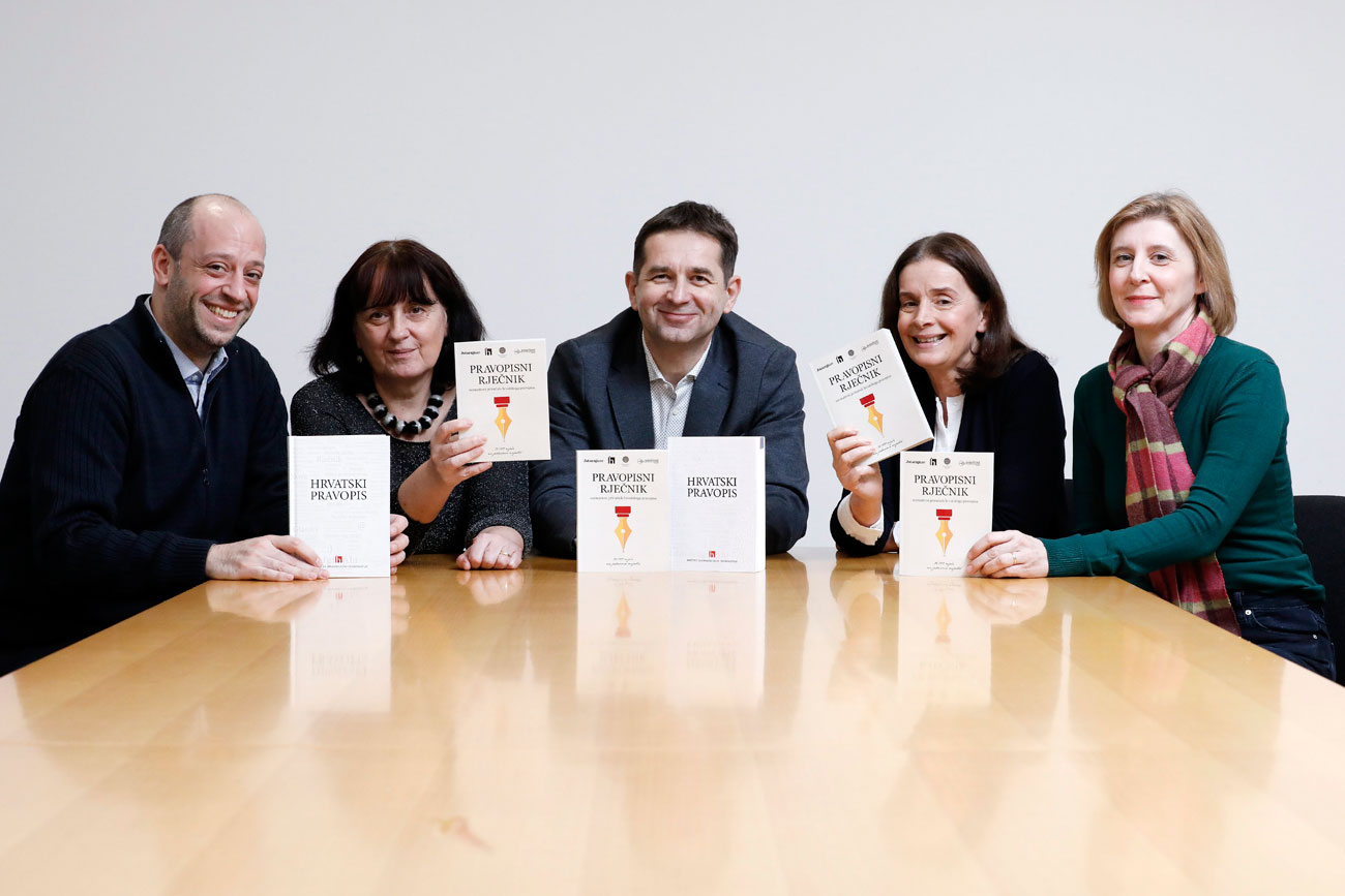 Stručnjaci  Instituta: 
Dr. Željko Jozić, glavni urednik Pravopisnog rječnika, na kojem su suurednici dr. Milica Mihaljević, dr. Lana Hudeček, dr. Goranka Blagus Bartolec, dr. Kristian Lewis te dr. Ermina Ramadanović