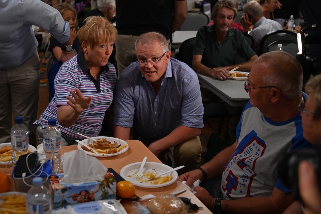 Scott Morrison (lijevo)