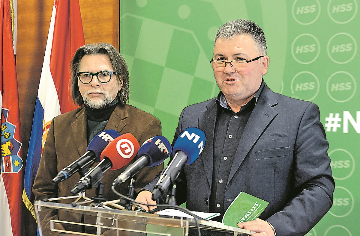 279488-356243-hss_konferencija1-211020_1