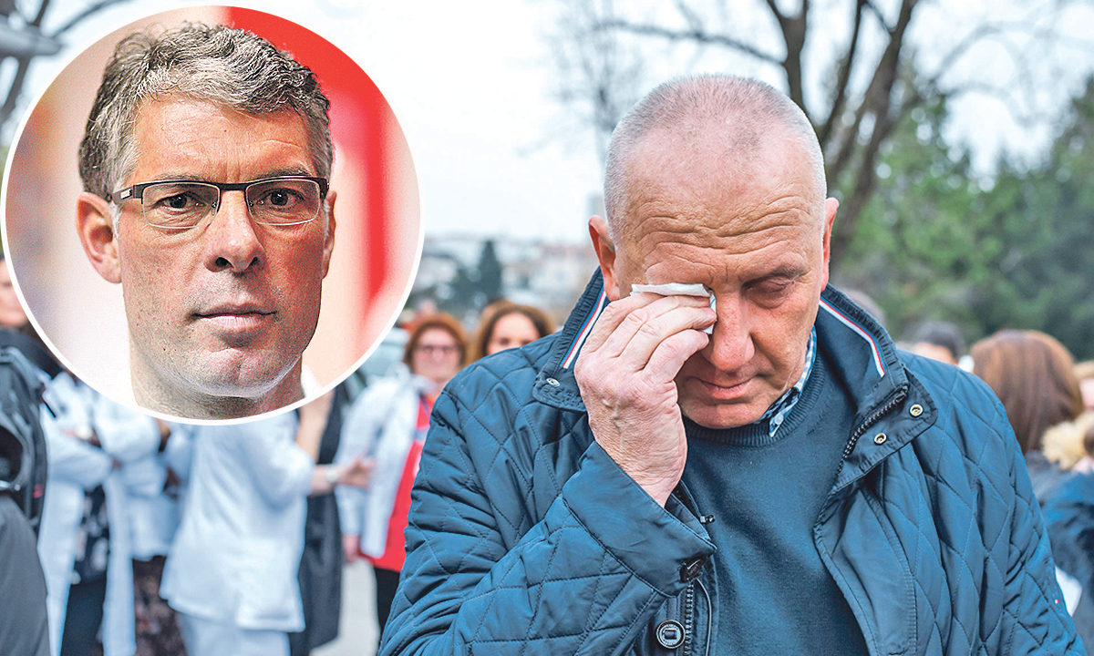 Boro Nogalo, Dragan Korolija Marinić (u krugu)