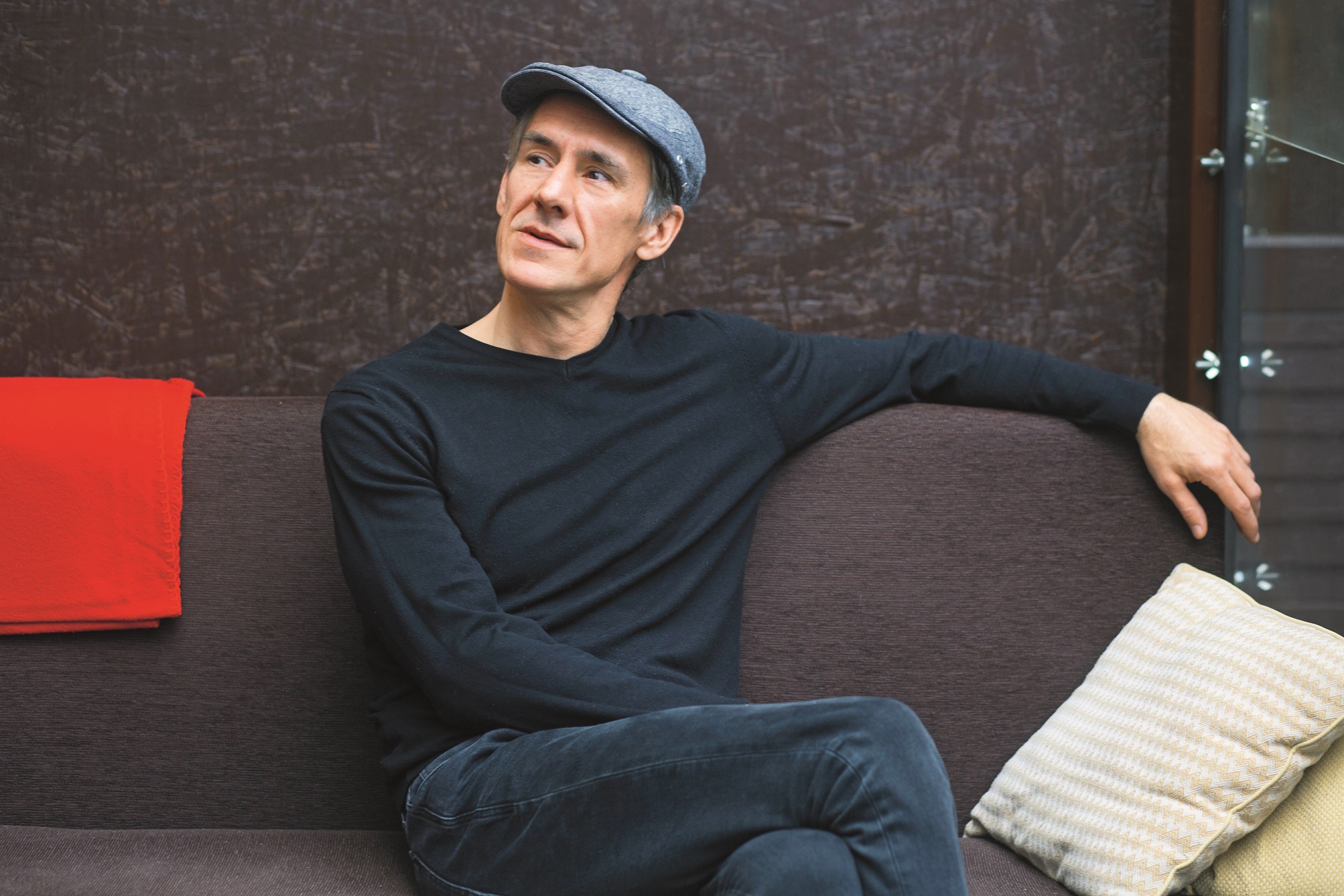 S bivšom suprugom naš je poznati glumac bio u braku od 2015. do 2018. godine i imaju kćer Lenu.