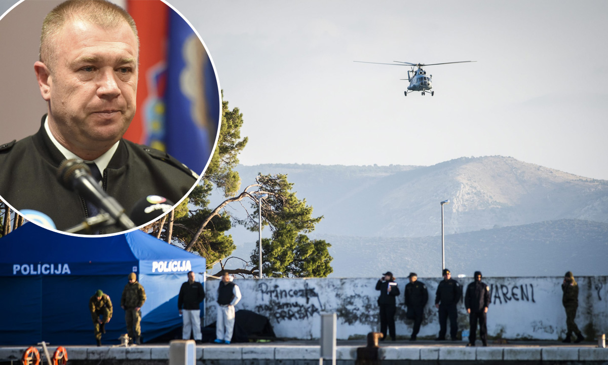 Michael Križanec (u krugu)