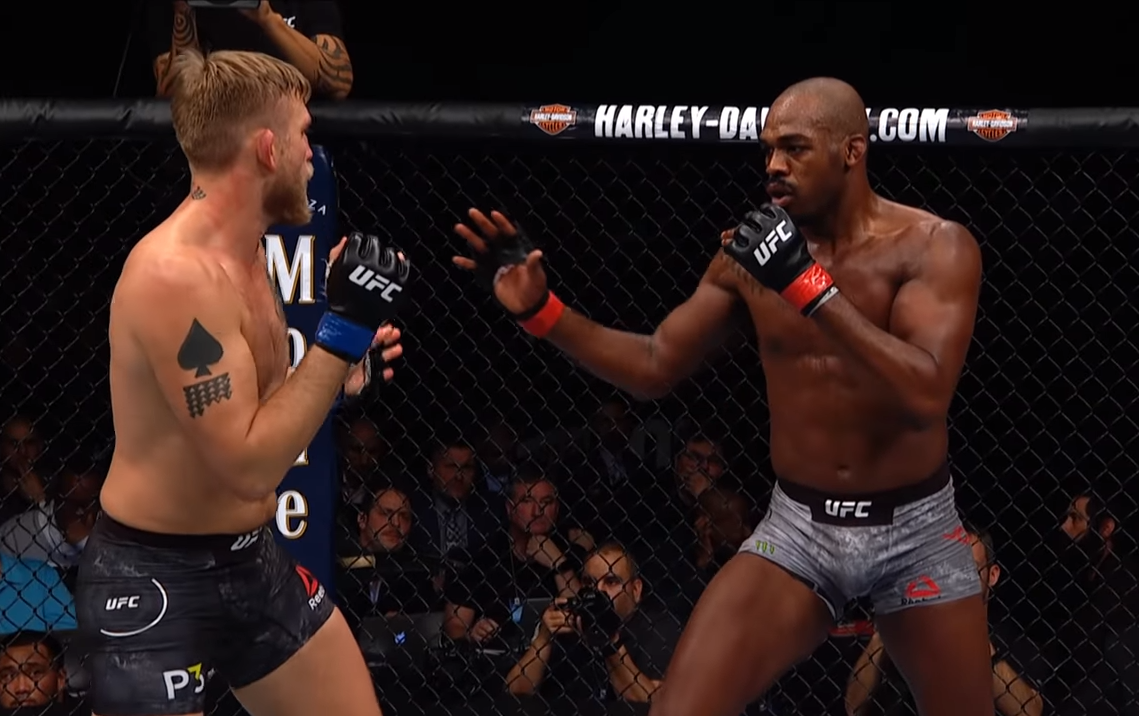 Gustafsson vs Jones