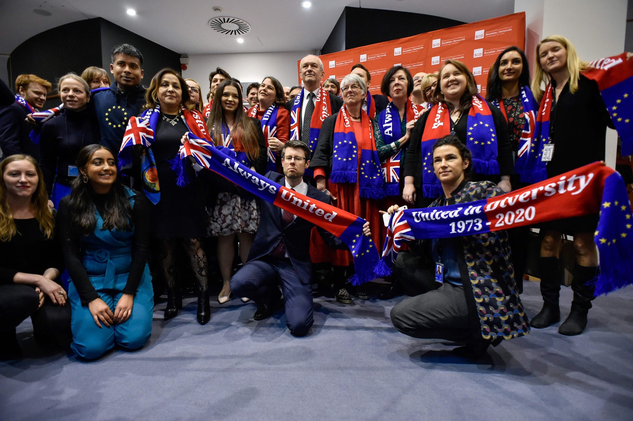 Britanski zastupnici iz grupacije S&D prije posljednje sjednice Europskog parlamenta