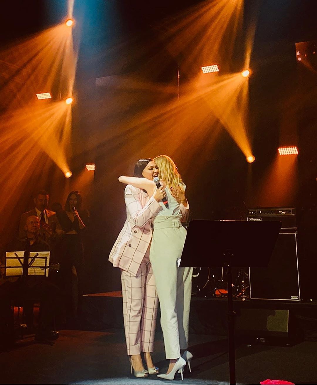 81810833_208471133648496_4285651159994142584_n(1)