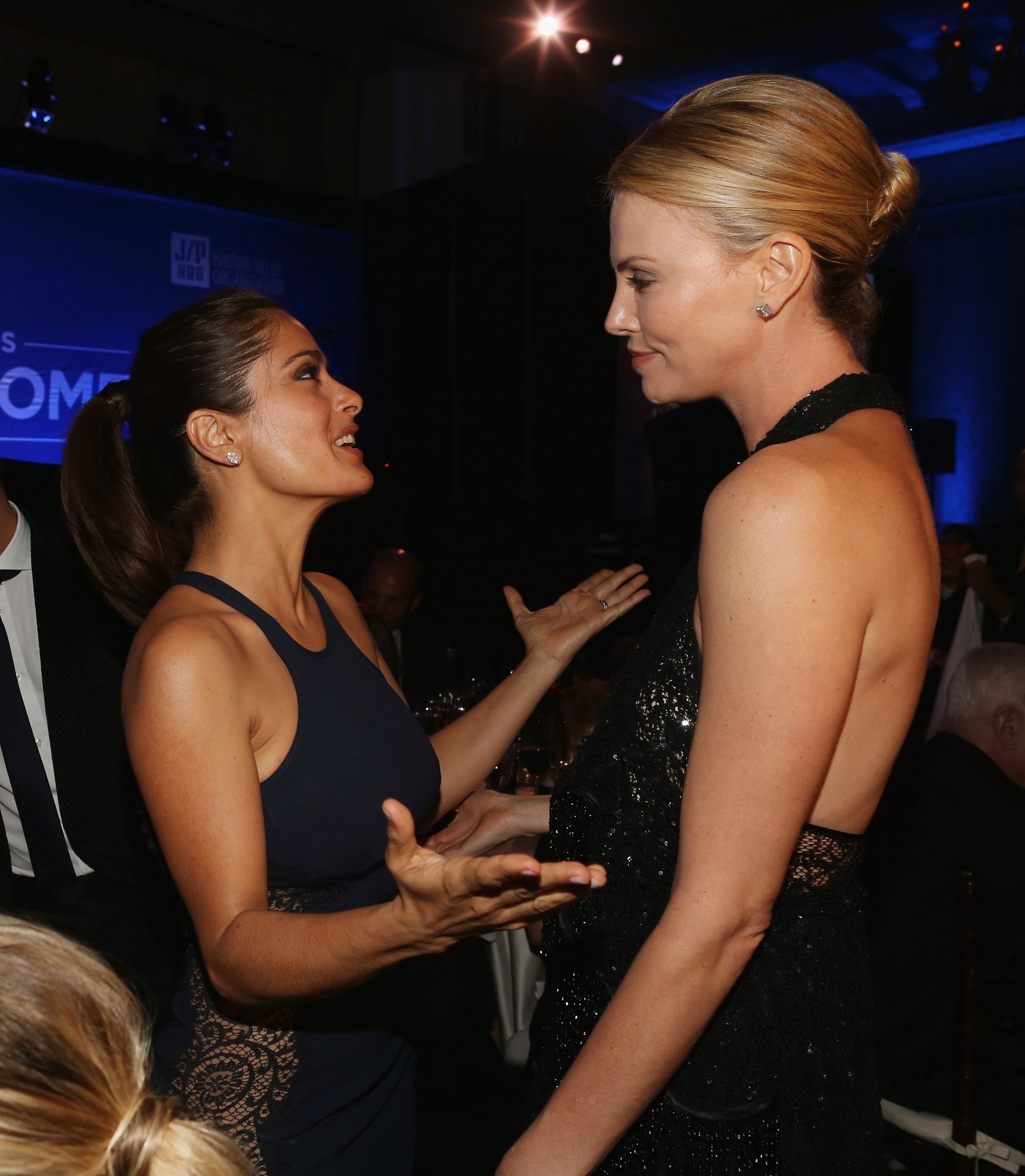 Salma Hayek i Charlize Theron