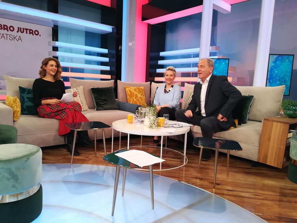 83688575_2526931577434293_82931691022188544_n