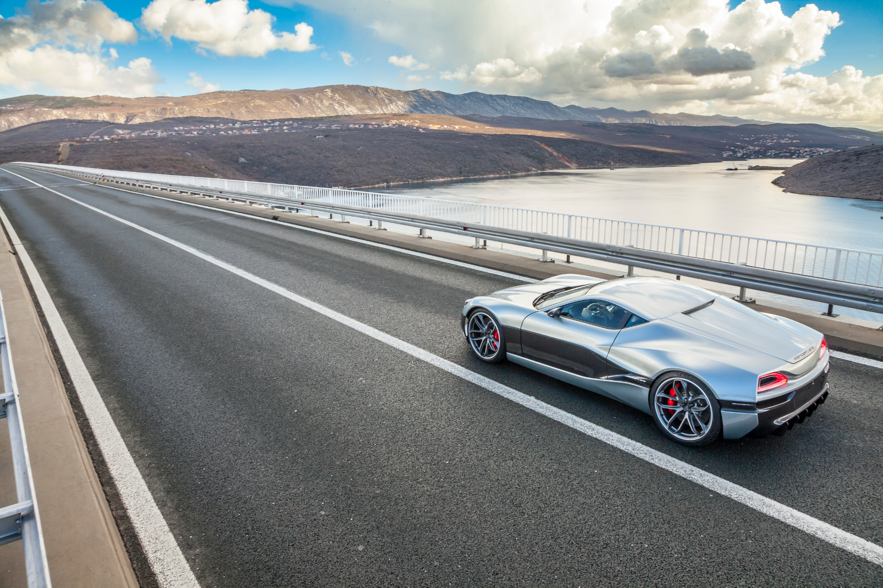 Ilustracija, Rimac Automobili