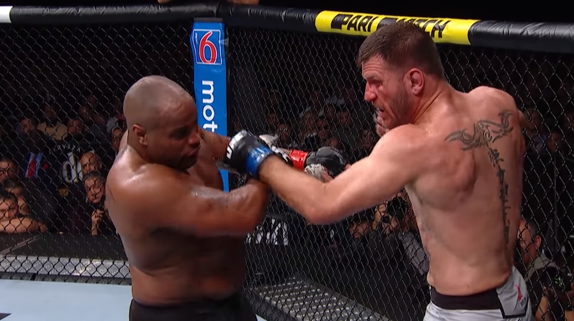 Cormier vs. Miočić