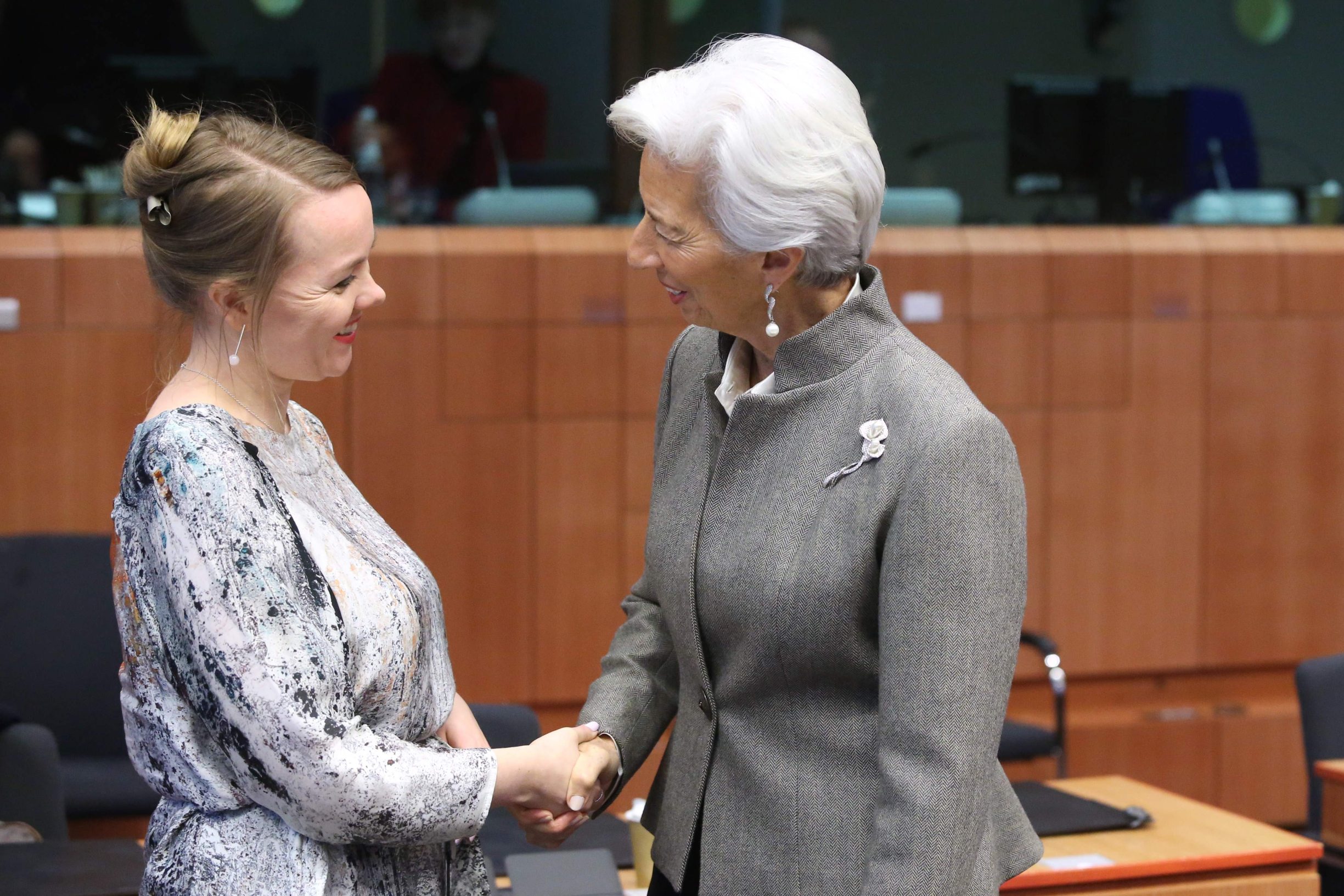 Finska ministrica financija Katri Kulmuni (lijevo) i Christine Lagarde, šefica Europske središnje banke 
