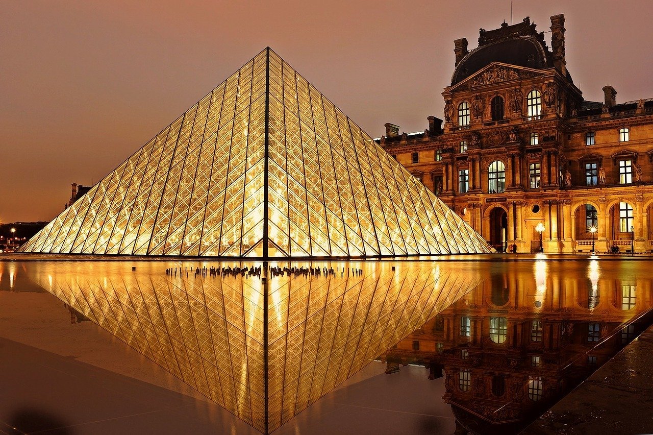 louvre-102840_1280_1