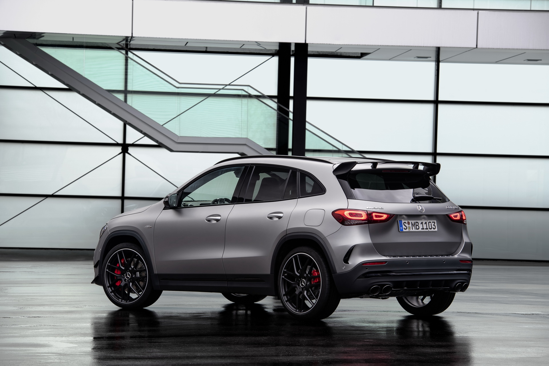 2021-mercedes-amg-gla-45-10