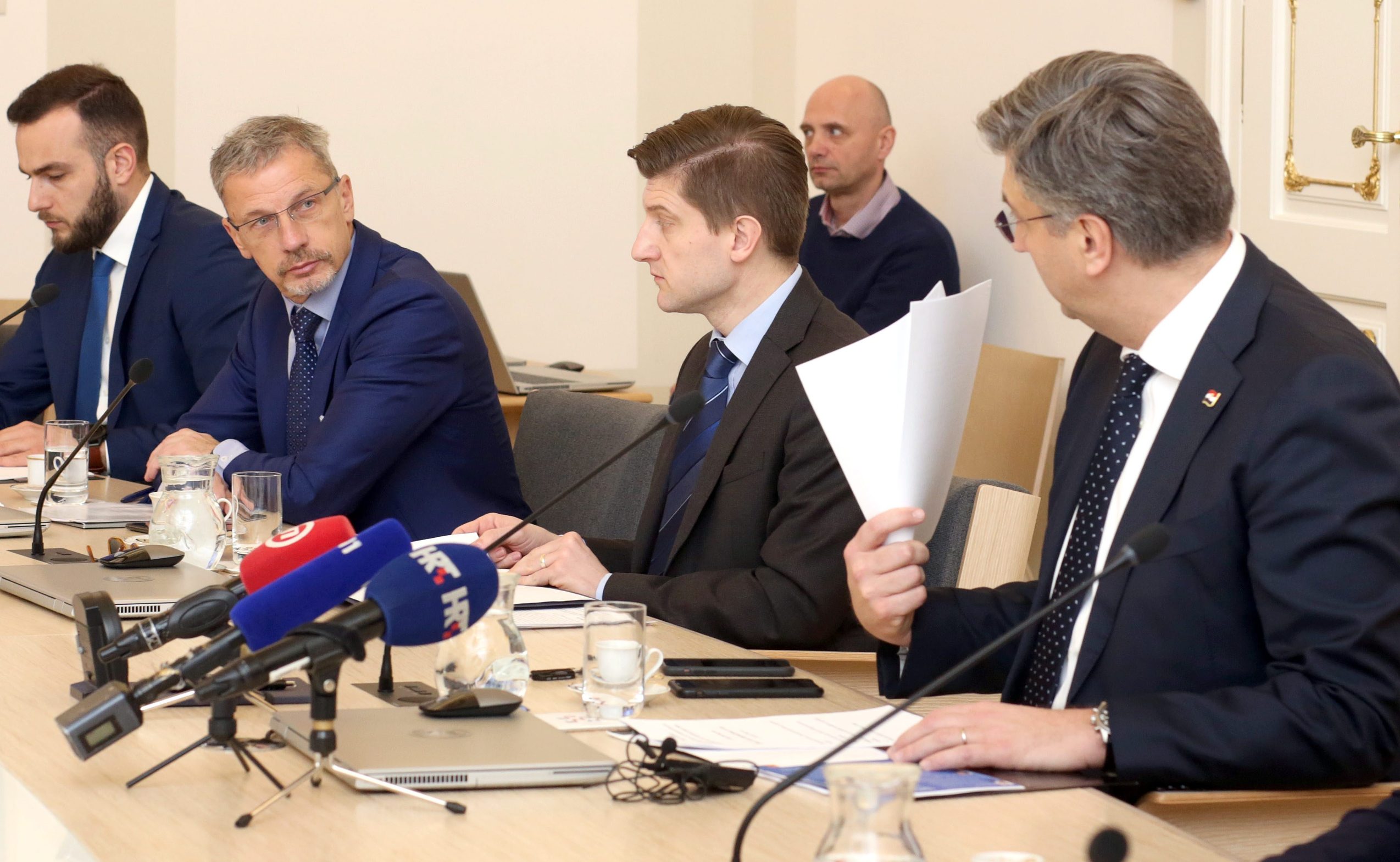 Central Bank governor Boris Vujčić, Finance Minister Zdravko Marić and Prime Minister Andrej Plenković (from left) 